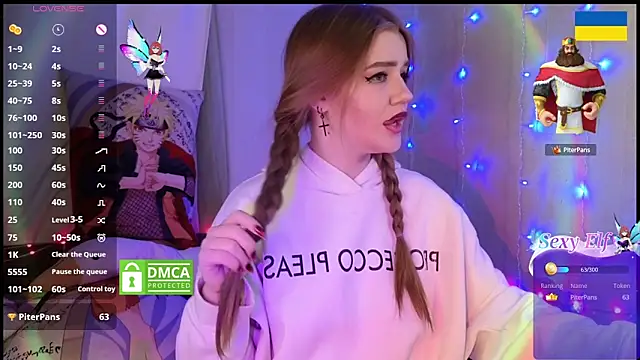 RedVelveten online show from 02/19/25, 11:57