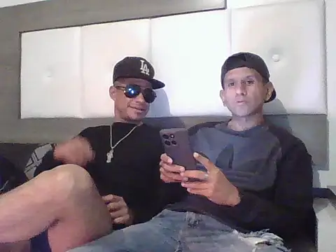 oiram27 online show from 11/23/25, 07:30