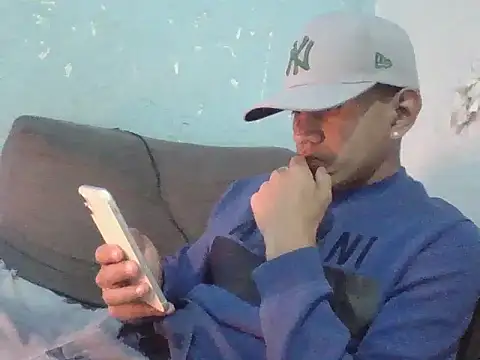 oiram27 online show from 12/20/25, 08:21