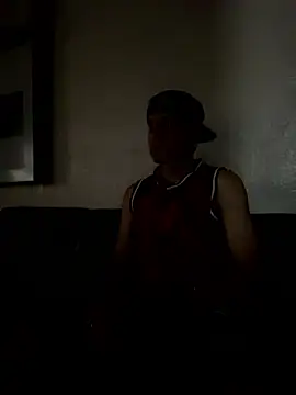 oiram27 online show from 05/26/26, 06:37