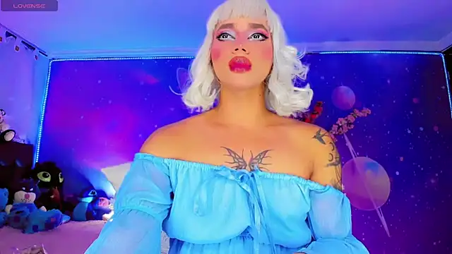 Thalia girl21 online show from 04/11/26, 01:43