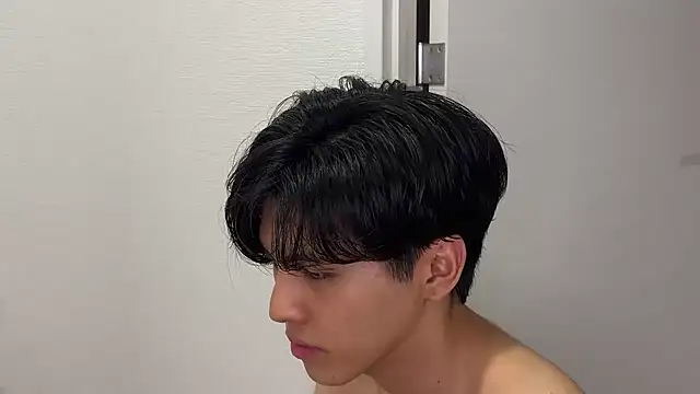 Lio kun online show from 09/20/25, 03:57