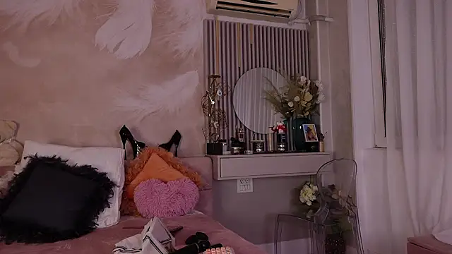 JullyBlair online show from 03/08/26, 06:28