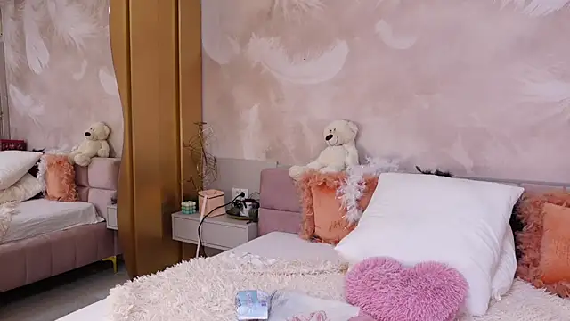 JullyBlair online show from 03/31/26, 04:24