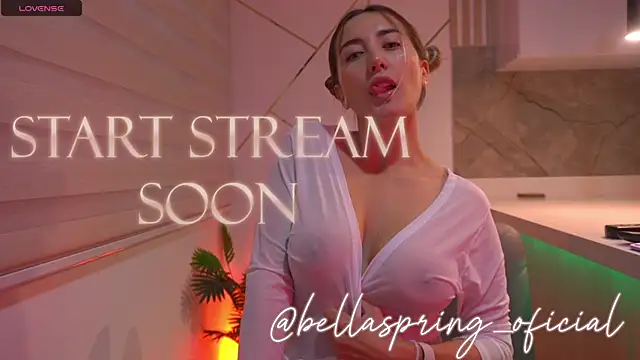 Snapshot of b3llaspringg chatting on 07/19/26, 10:02 b3llaspringg online show from 07/19/26, 10:02