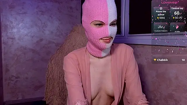 Domiiiniiicana online show from 04/01/26, 05:32