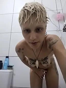 Luci foxx online show from 03/10/26, 12:04