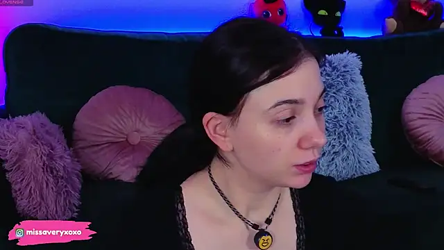 AveryWillow online show from 04/05/26, 12:30