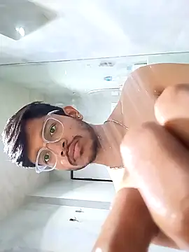 Snapshot of skinnyyyyyyyyy chatting on 01/23/25, 03:16 skinnyyyyyyyyy online show from 01/23/25, 03:16