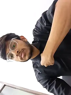 Snapshot of skinnyyyyyyyyy chatting on 02/08/25, 10:50 skinnyyyyyyyyy online show from 02/08/25, 10:50