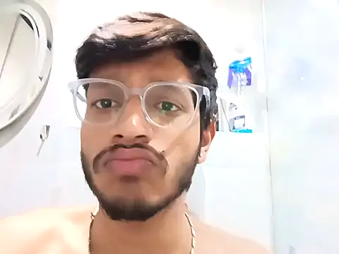 Snapshot of skinnyyyyyyyyy chatting on 02/25/25, 04:24 skinnyyyyyyyyy online show from 02/25/25, 04:24