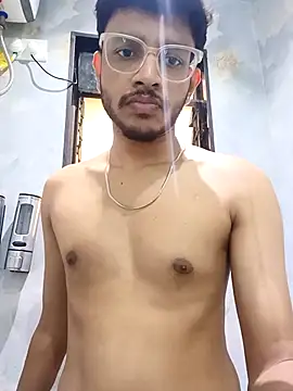 Snapshot of skinnyyyyyyyyy chatting on 10/14/25, 04:57 skinnyyyyyyyyy online show from 10/14/25, 04:57