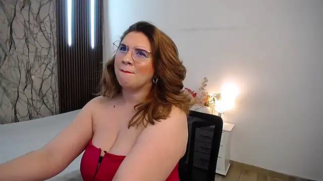 MartinaGuzmann online show from 03/08/25, 01:50