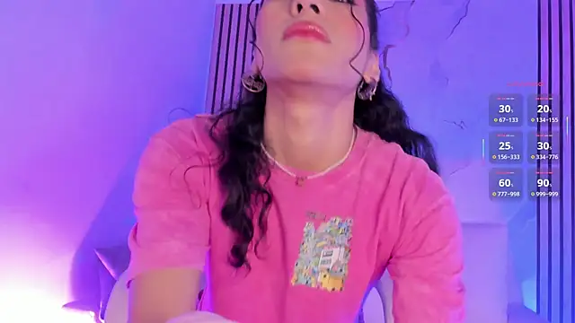 MiaCavallii  online show from 10/03/25, 03:36