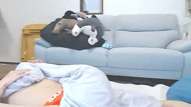 nmnk CH online show from 10/31/25, 04:02