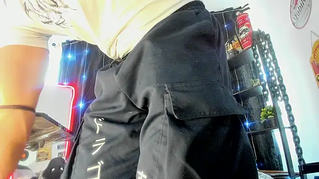 the beast master  online show from 12/22/25, 08:50