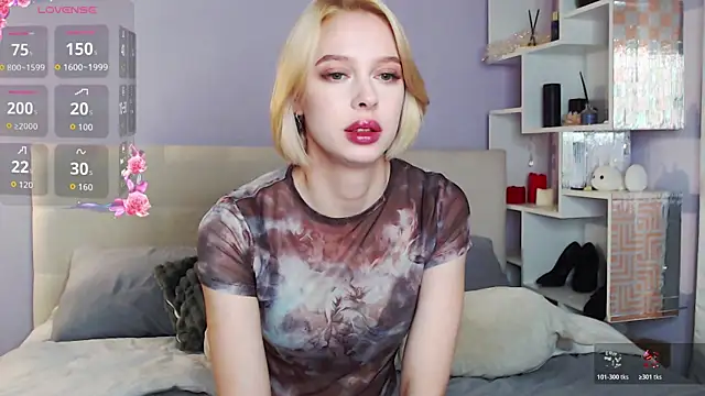 White Lioness online show from 11/07/25, 05:02