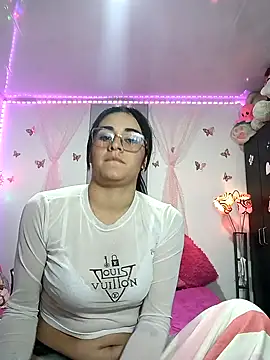 Hanna Kinsley online show from 12/13/24, 04:33