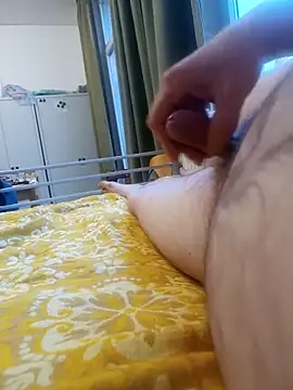 awesome-dirty-dick online show from 09/29/25, 04:45