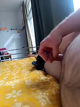 Snapshot of awesome-dirty-dick chatting on 03/28/26, 01:33 awesome-dirty-dick online show from 03/28/26, 01:33