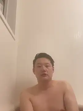 Snapshot of tuki_fu chatting on 03/16/25, 09:38 tuki fu online show from 03/16/25, 09:38