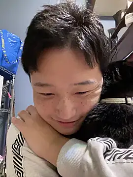 Snapshot of tuki_fu chatting on 10/25/25, 01:51 tuki fu online show from 10/25/25, 01:51