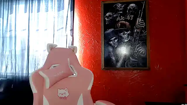 Snapshot of daddy_girl88 chatting on 09/09/25, 06:18 daddy girl88 online show from 09/09/25, 06:18