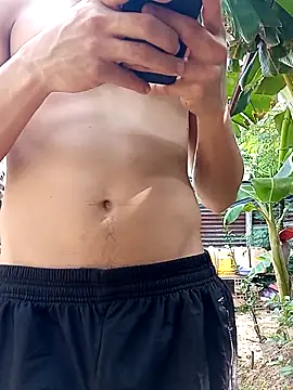 Snapshot of tayson_ chatting on 03/02/25, 02:00 tayson online show from 03/02/25, 02:00