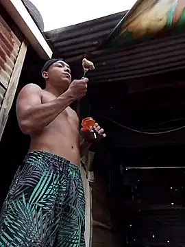 Snapshot of tayson_ chatting on 09/11/25, 11:54 tayson online show from 09/11/25, 11:54