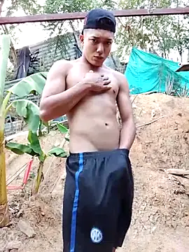 Snapshot of tayson_ chatting on 09/26/25, 11:25 tayson online show from 09/26/25, 11:25