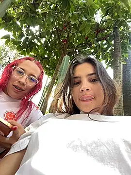 abigail monore  online show from 02/12/25, 07:45