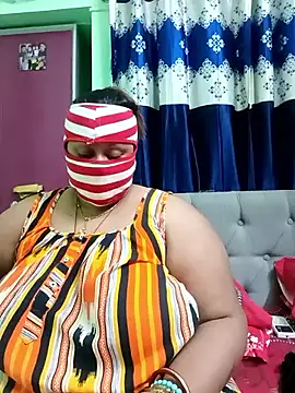 monaa online show from 04/28/26, 04:01