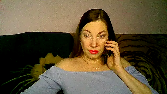 Snapshot of maritanna chatting on 12/09/24, 05:51 maritanna online show from 12/09/24, 05:51