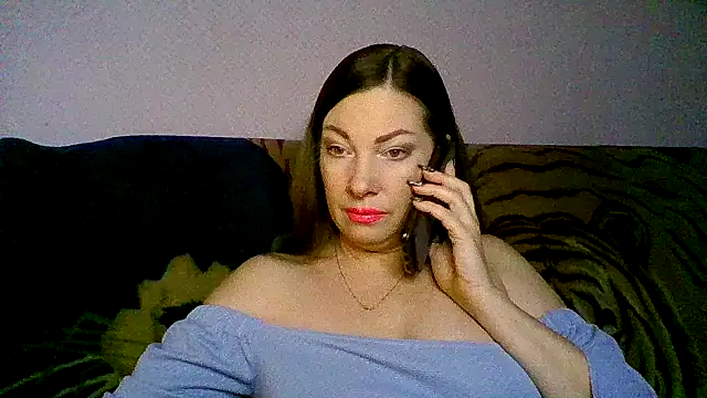 Snapshot of maritanna chatting on 12/10/24, 06:01 maritanna online show from 12/10/24, 06:01