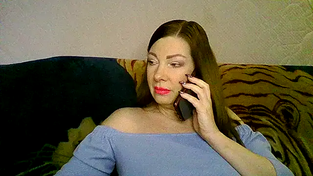 Snapshot of maritanna chatting on 01/07/25, 05:43 maritanna online show from 01/07/25, 05:43