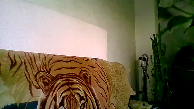Snapshot of maritanna chatting on 01/20/25, 05:48 maritanna online show from 01/20/25, 05:48