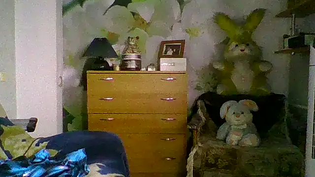 Snapshot of maritanna chatting on 09/18/25, 04:58 maritanna online show from 09/18/25, 04:58
