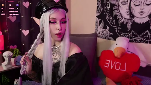 Snapshot of Succvbu7 chatting on 02/14/25, 03:33 Succvbu7 online show from 02/14/25, 03:33