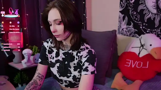 Snapshot of Succvbu7 chatting on 02/23/25, 08:06 Succvbu7 online show from 02/23/25, 08:06