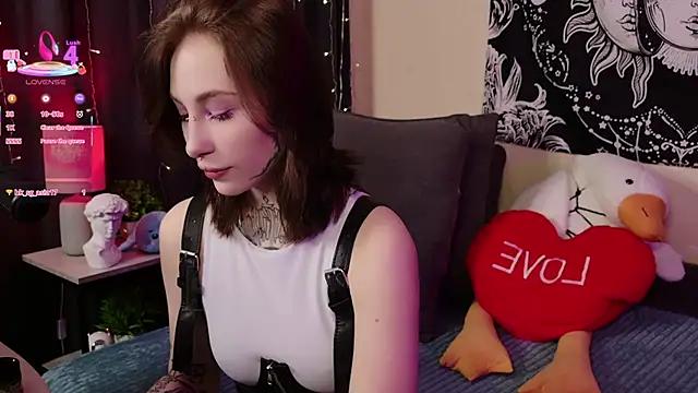 Snapshot of Succvbu7 chatting on 03/09/25, 04:49 Succvbu7 online show from 03/09/25, 04:49