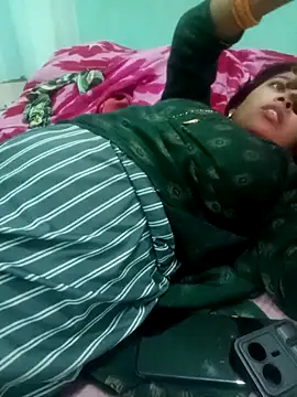 Surajpuja79 online show from 02/16/26, 08:32