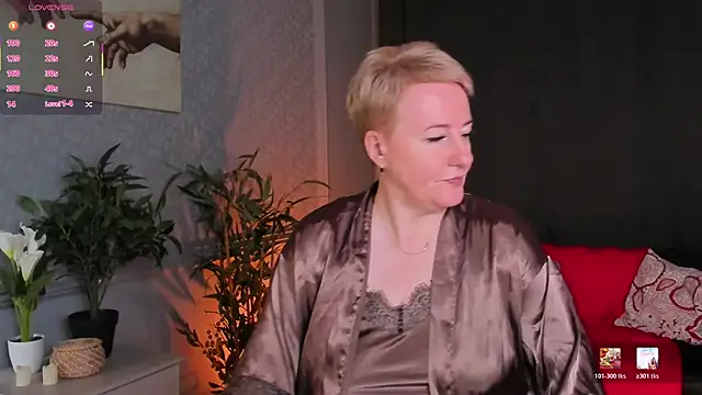 Snapshot of Nika_Smit chatting on 06/14/26, 05:09 Nika Smit online show from 06/14/26, 05:09