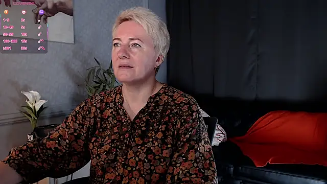 Snapshot of Nika_Smit chatting on 08/01/26, 05:18 Nika Smit online show from 08/01/26, 05:18
