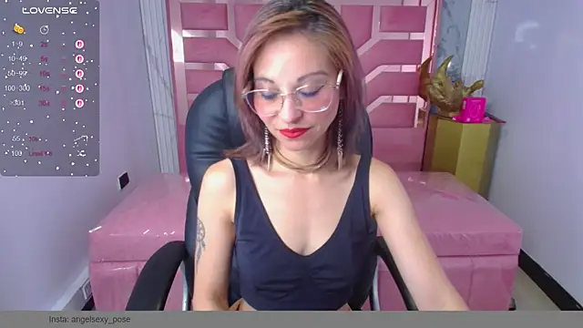 Snapshot of abril_ch_ chatting on 05/14/26, 12:34 abril ch online show from 05/14/26, 12:34