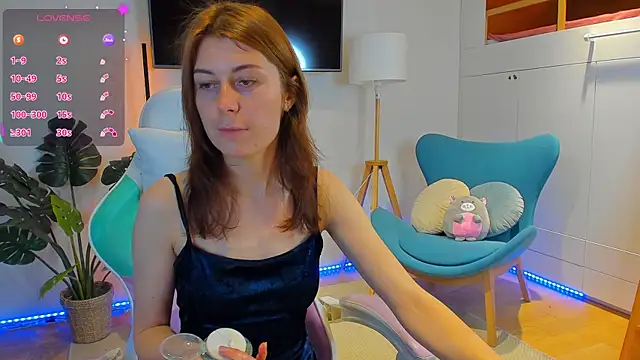 Snapshot of Hailey_Green chatting on 07/23/26, 06:39 Hailey Green online show from 07/23/26, 06:39