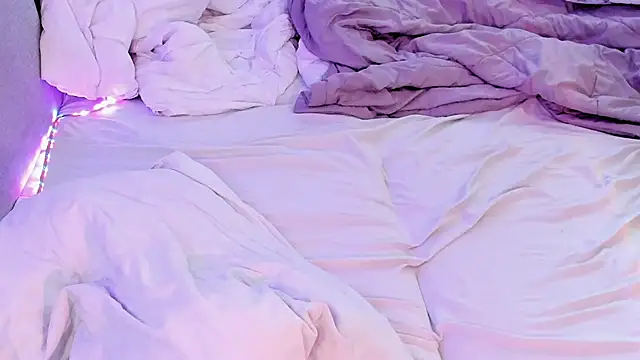 Emy Kamy online show from 03/07/25, 12:34