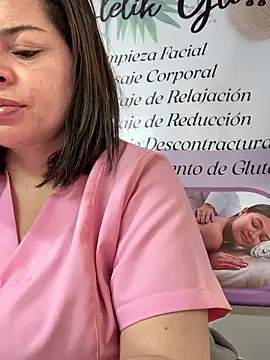 NATHALIA-28  online show from 10/17/25, 12:19