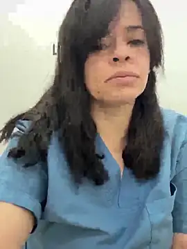 Snapshot of NATHALIA-28_ chatting on 06/15/26, 01:02 NATHALIA-28 online show from 06/15/26, 01:02