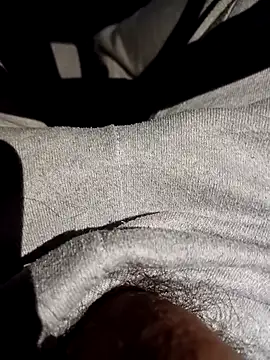 ManuRod1981 online show from 11/18/25, 08:02