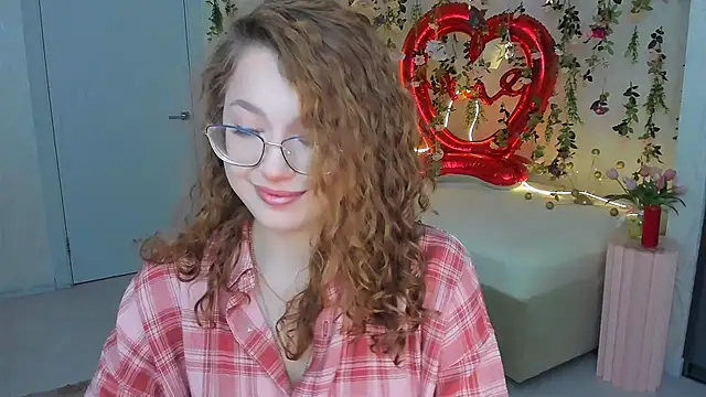 SereneFlame online show from 02/15/26, 06:04